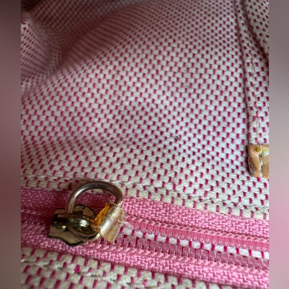 Vintage Dooney & Bourke Signature Small Barrel Bag - Picture 9 of 12